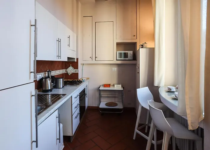 Апартаменты Santo Spirito - Elegante In Pieno Centro Флоренция